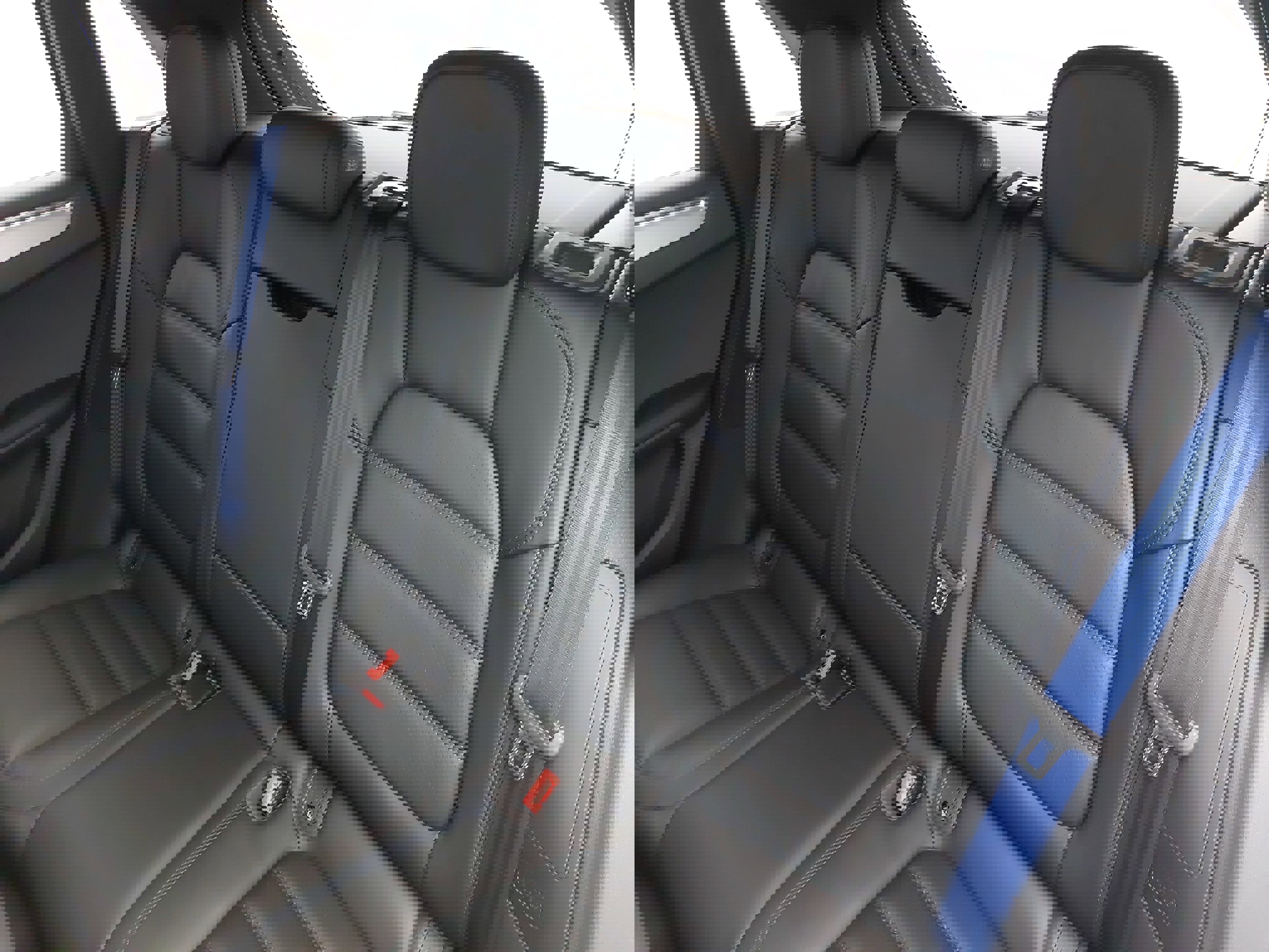 Used 2025 Porsche Macan Turbo image 16