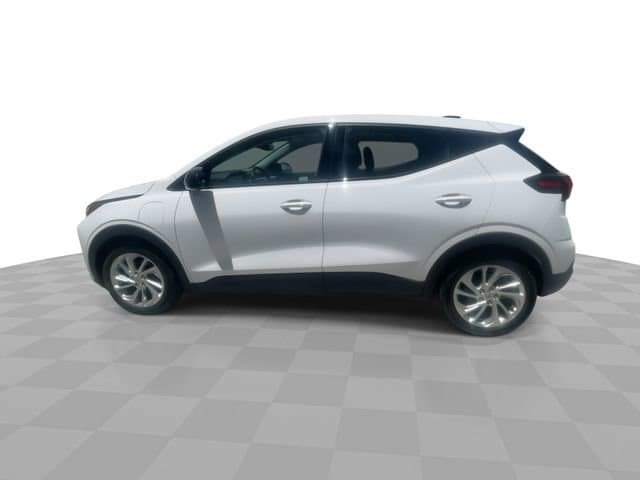 New 2027 Chevrolet Bolt LT w/ Comfort Package FWD image 5