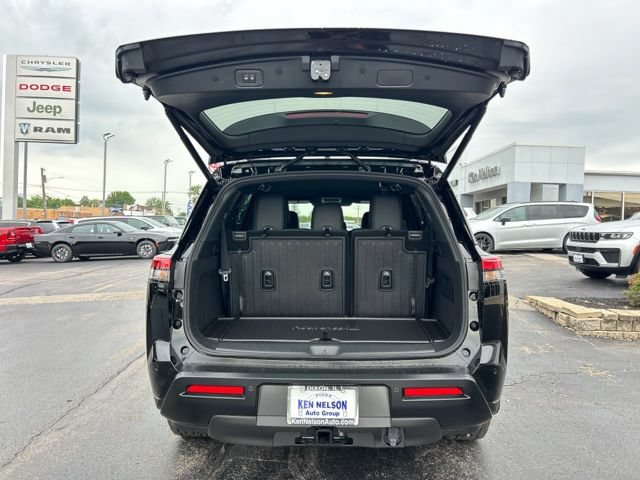 New 2026 Nissan Pathfinder Rock Creek AWD/4WD image 6