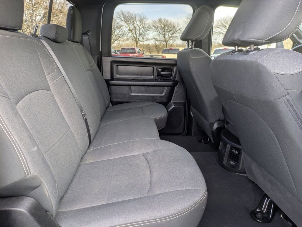 Used 2024 RAM 3500 Tradesman w/ Chrome Appearance Group image 28