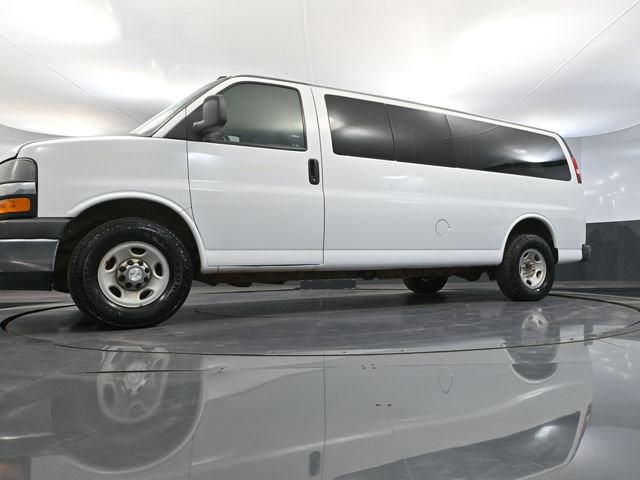 Used 2017 Chevrolet Express 3500 LT w/ LT Preferred Equipment Group image 43