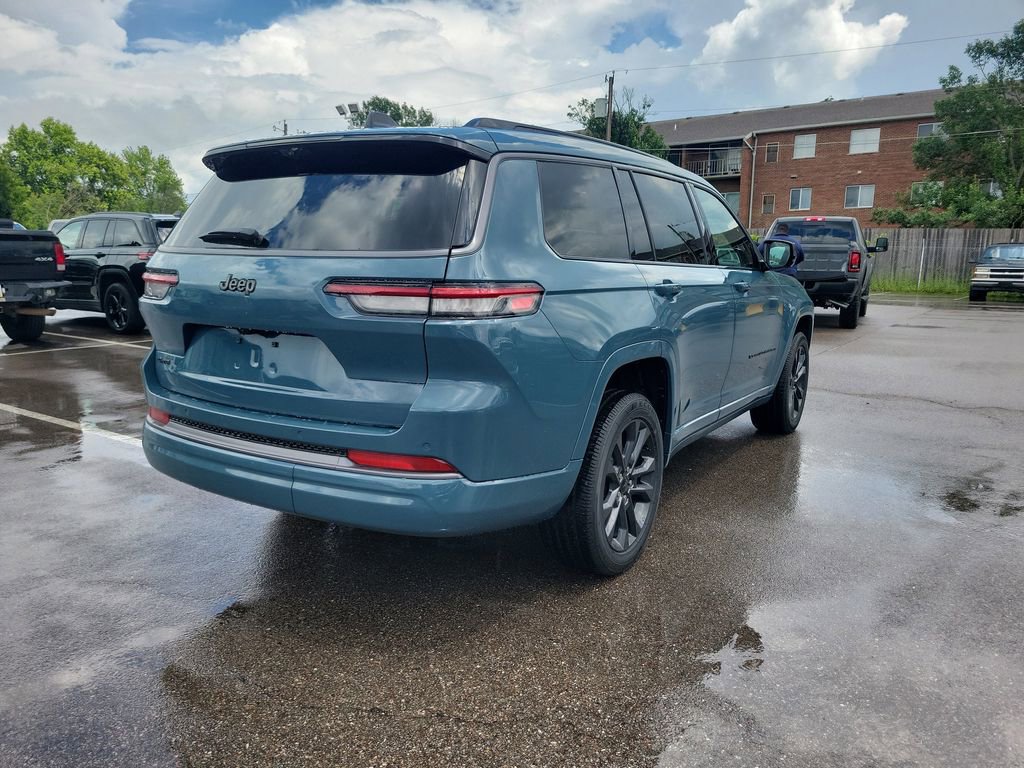 New 2026 Jeep Grand Cherokee L Limited AWD/4WD image 4