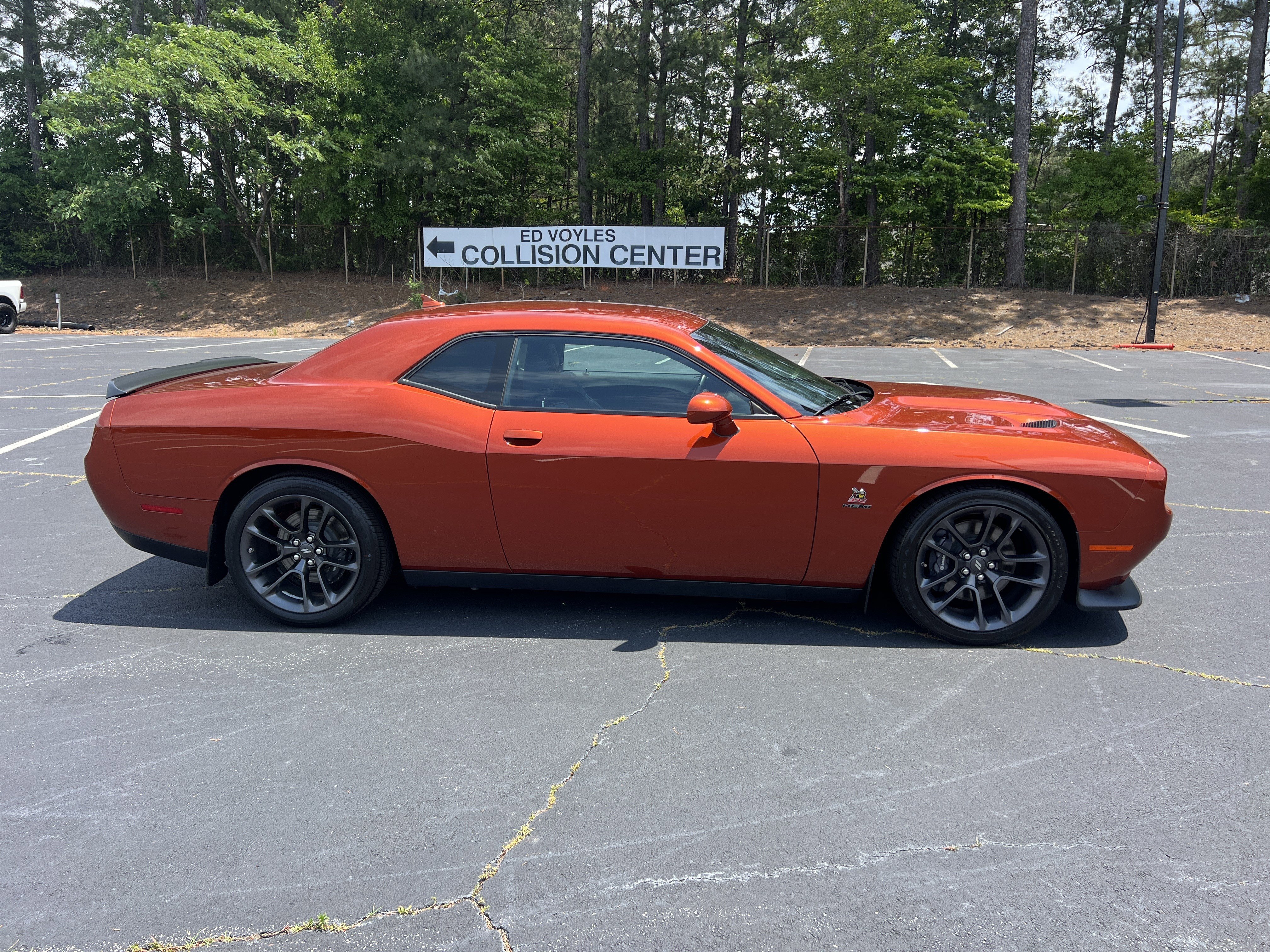 Used 2022 Dodge Challenger R/T Scat Pack w/ Driver Convenience Group RWD image 9