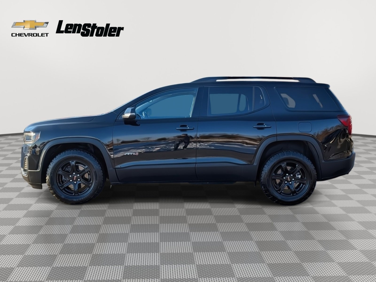 Used 2023 GMC Acadia AT4 image 2