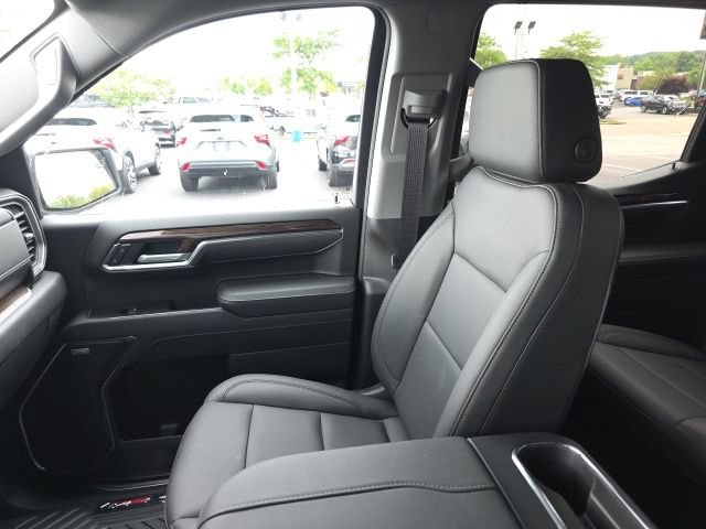 New 2026 Chevrolet Silverado 1500 RST w/ RST All Star Premium Package AWD/4WD image 25