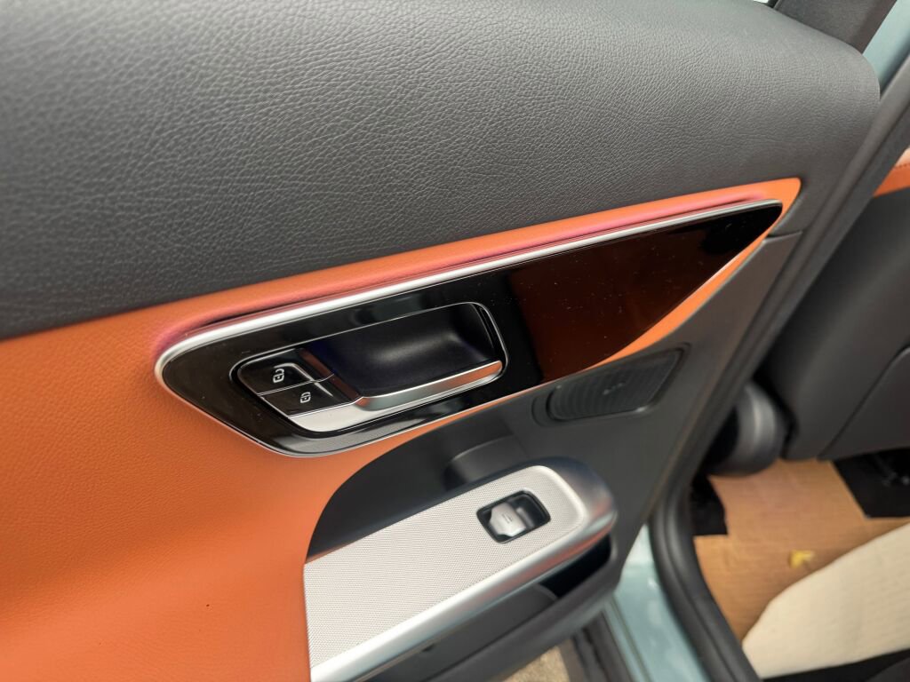 New 2026 Mercedes-Benz GLC 300 4MATIC image 16