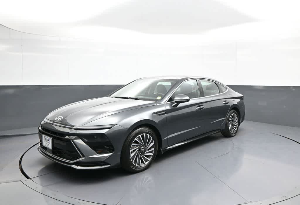 Used 2026 Hyundai Sonata SEL FWD image 1