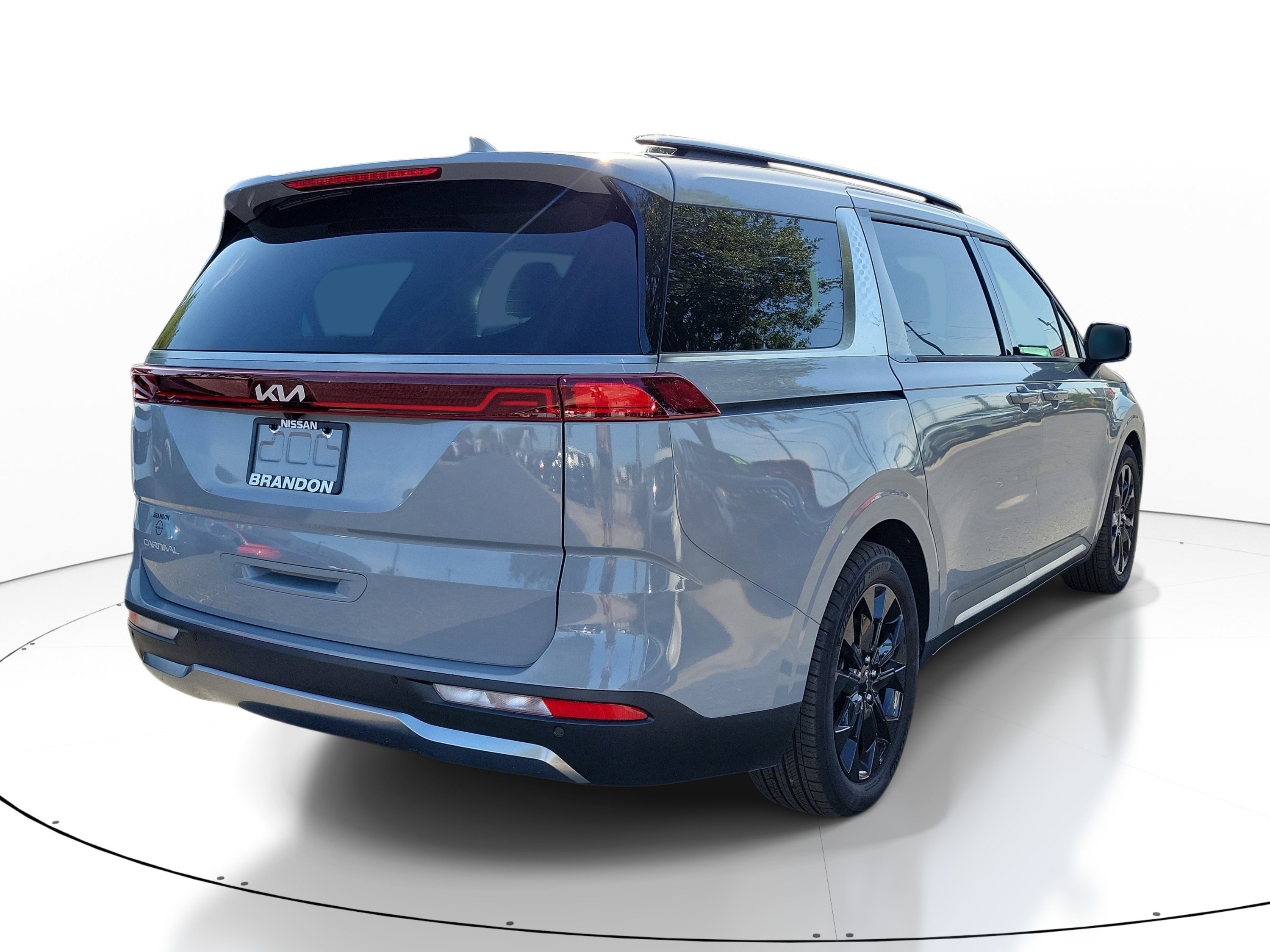 Used 2023 Kia Carnival SX Prestige FWD image 7
