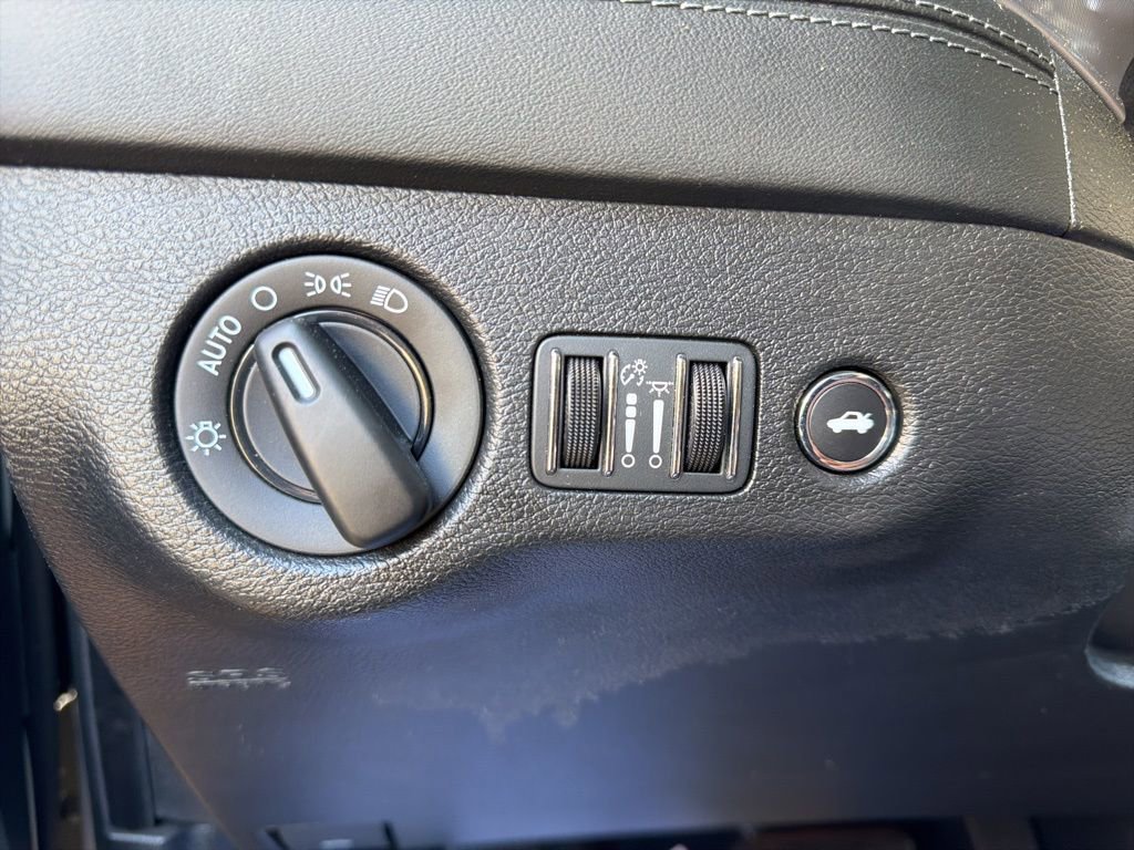 Used 2023 Dodge Charger Scat Pack RWD image 27