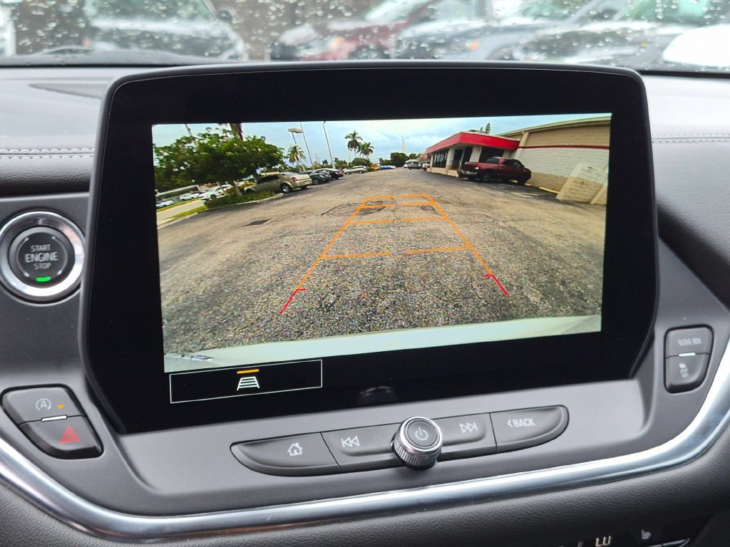 Used 2025 Chevrolet Blazer LT FWD image 22