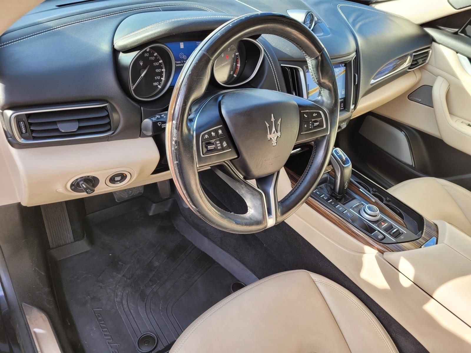 Used 2019 Maserati Levante GranLusso image 26