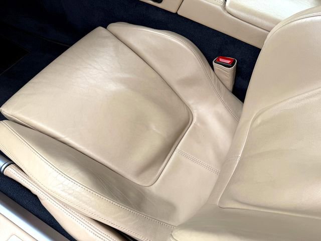 Used 2005 Aston Martin DB9 Coupe image 36