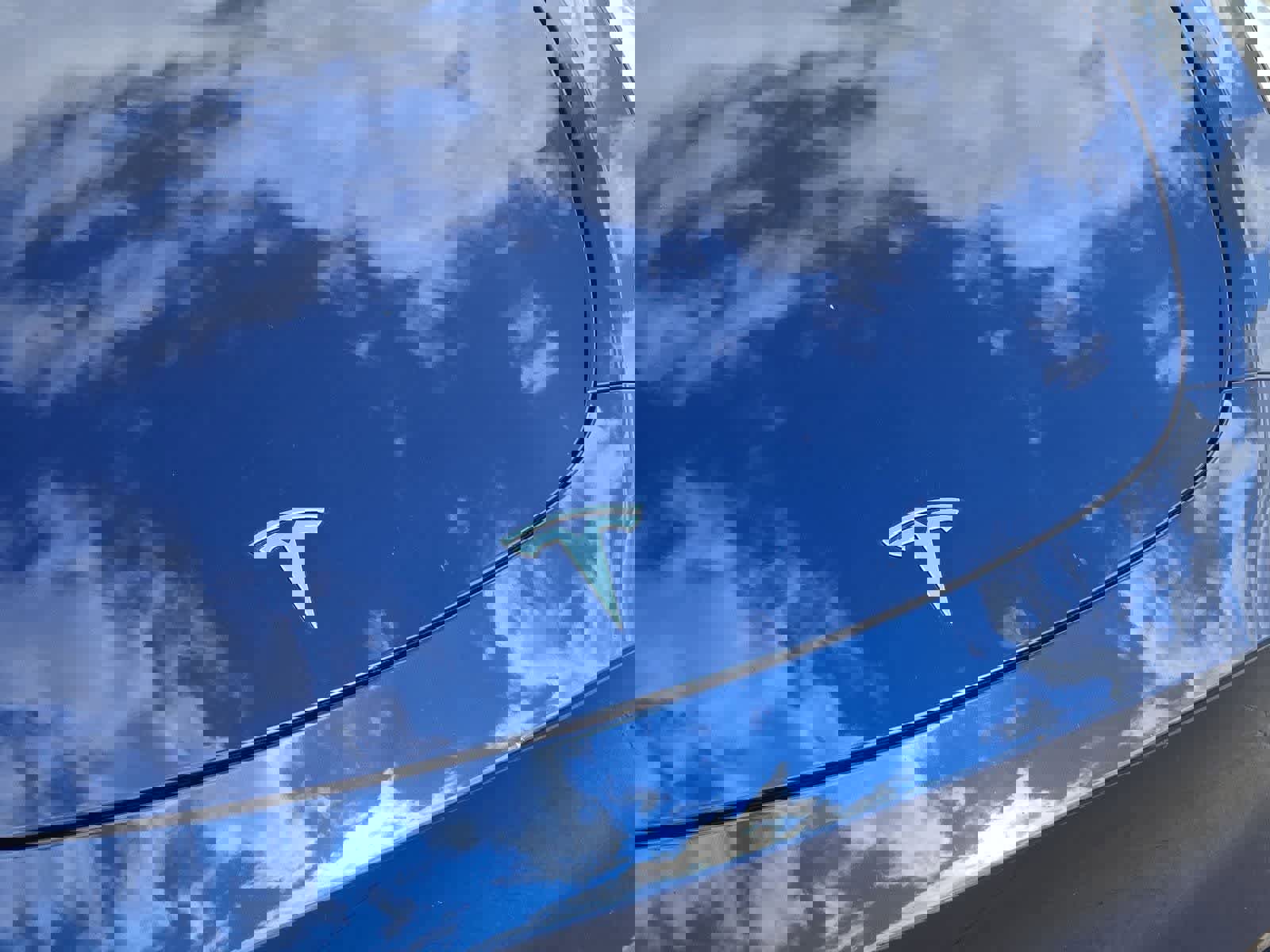 Used 2020 Tesla Model Y Long Range image 10