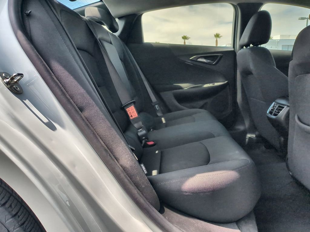 Used 2024 Chevrolet Malibu LT FWD image 32