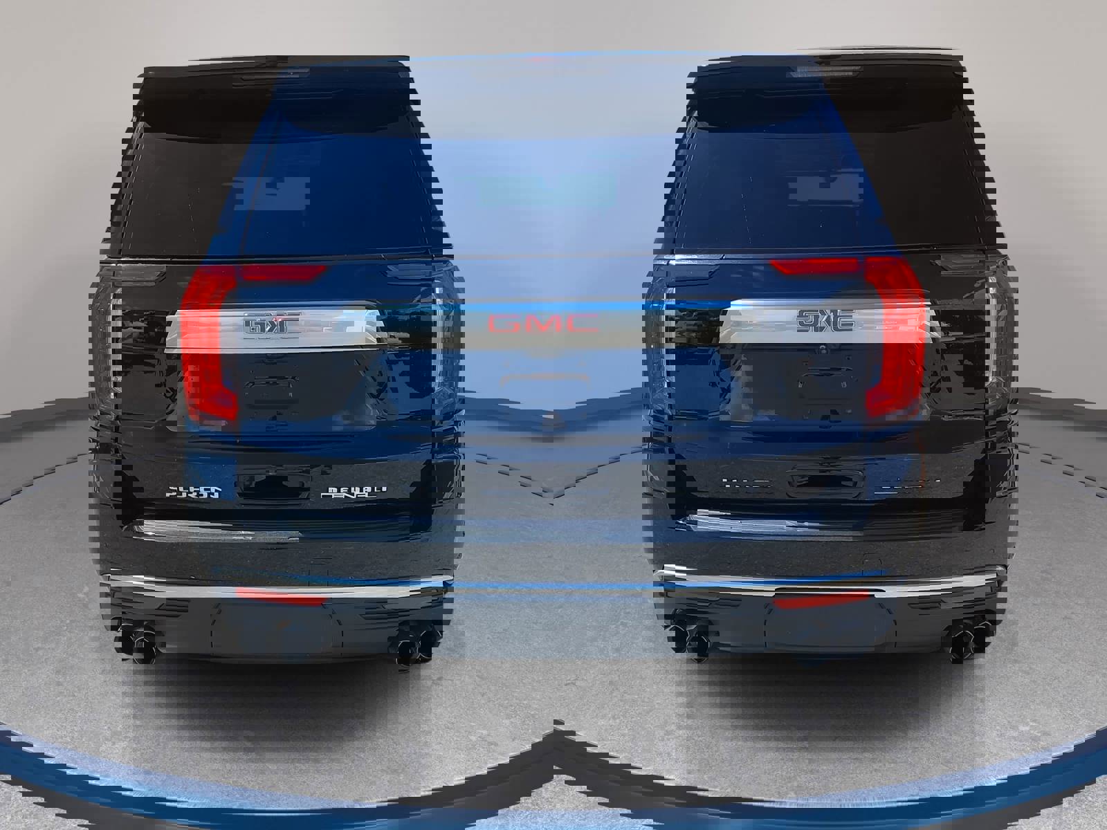 Used 2022 GMC Yukon Denali w/ Denali Premium Package image 6