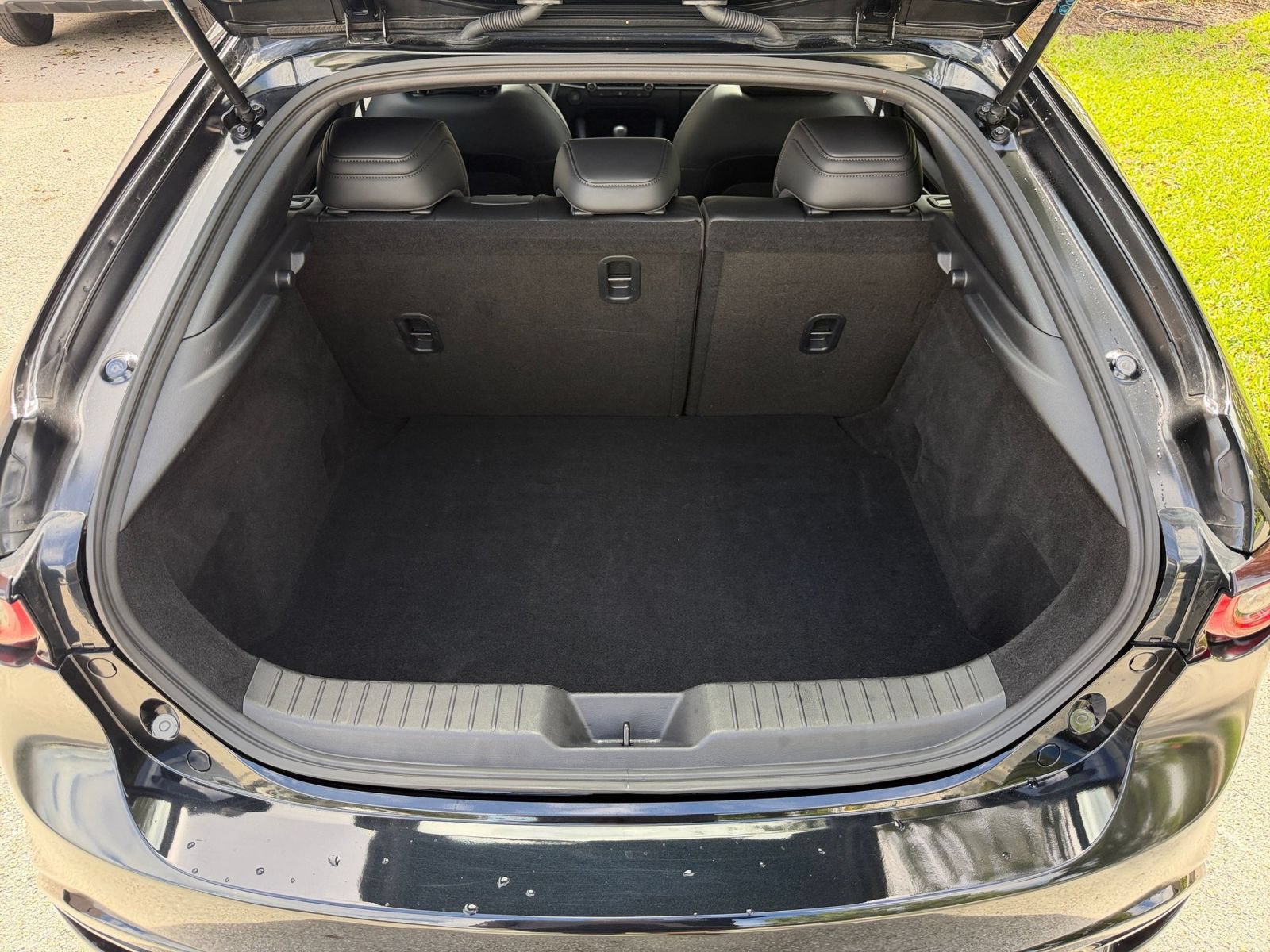 Used 2026 MAZDA MAZDA3 s FWD image 27