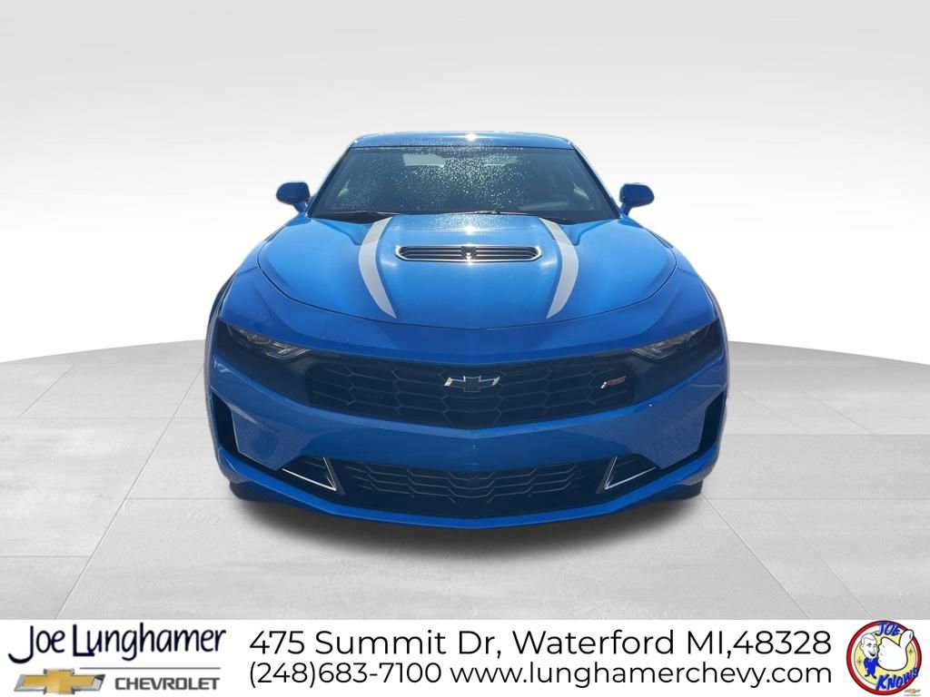 Used 2024 Chevrolet Camaro LT w/ RS Package image 9