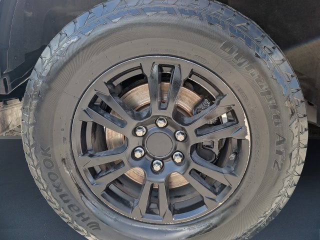 Used 2018 Ford F150 Lariat w/ Equipment Group 501A Mid AWD/4WD image 19
