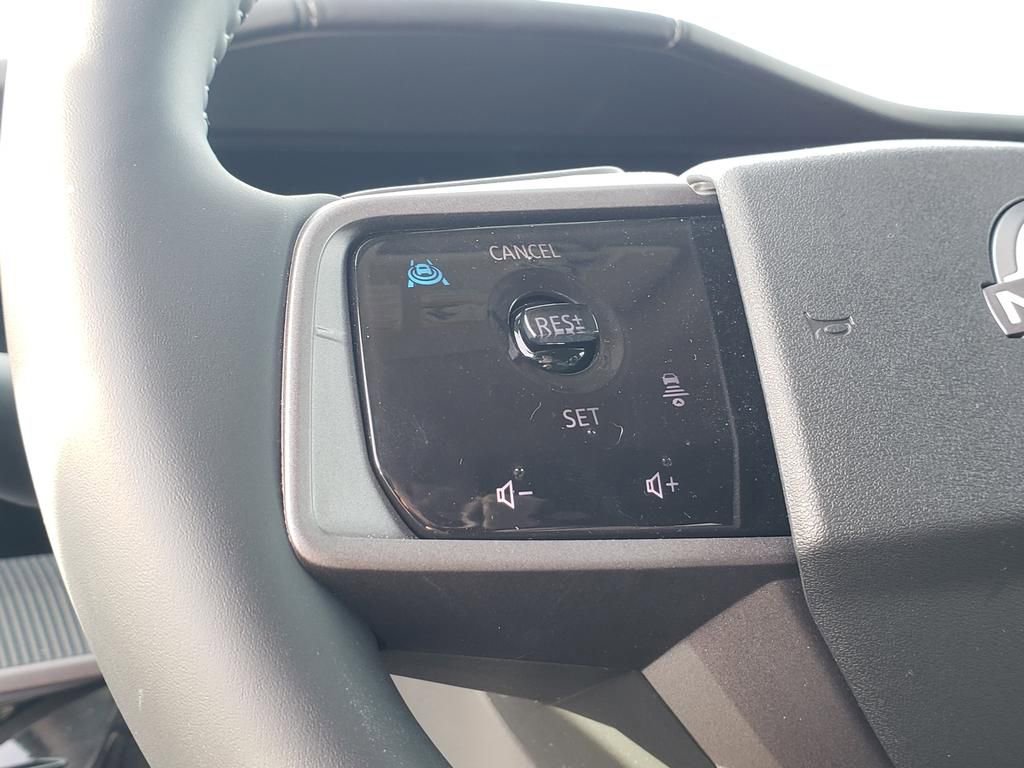 Certified 2025 Nissan Murano SV AWD/4WD image 31