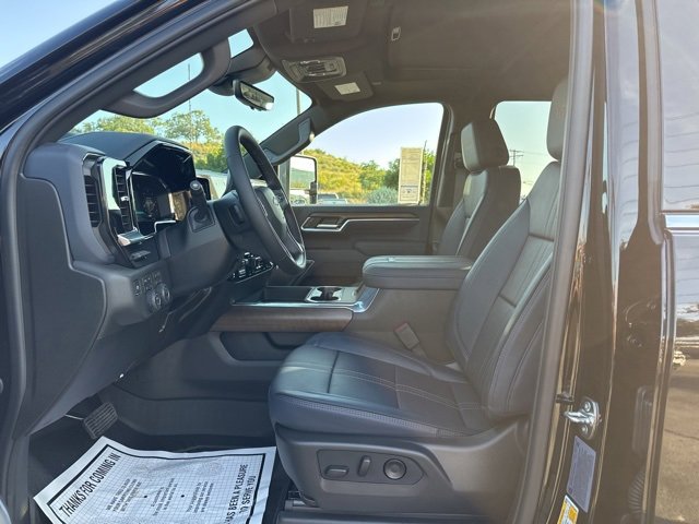New 2026 Chevrolet Silverado 3500 High Country w/ High Country Premium Package image 11