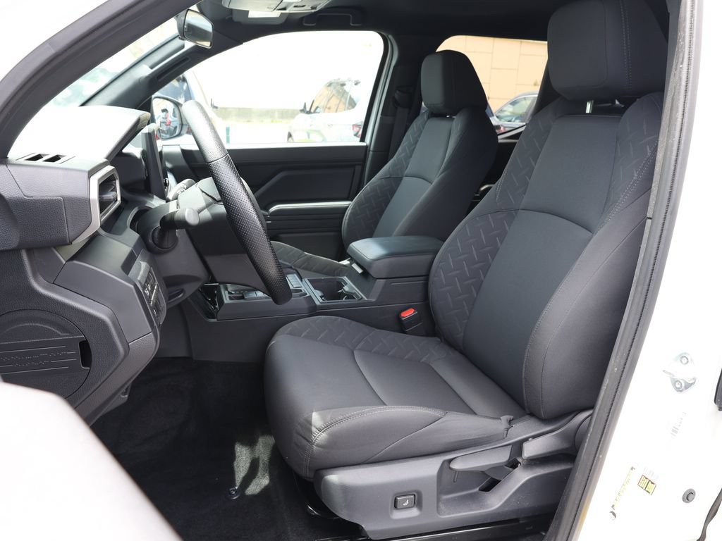 Used 2025 Toyota Tacoma SR w/ SR Upgrade Package RWD image 13