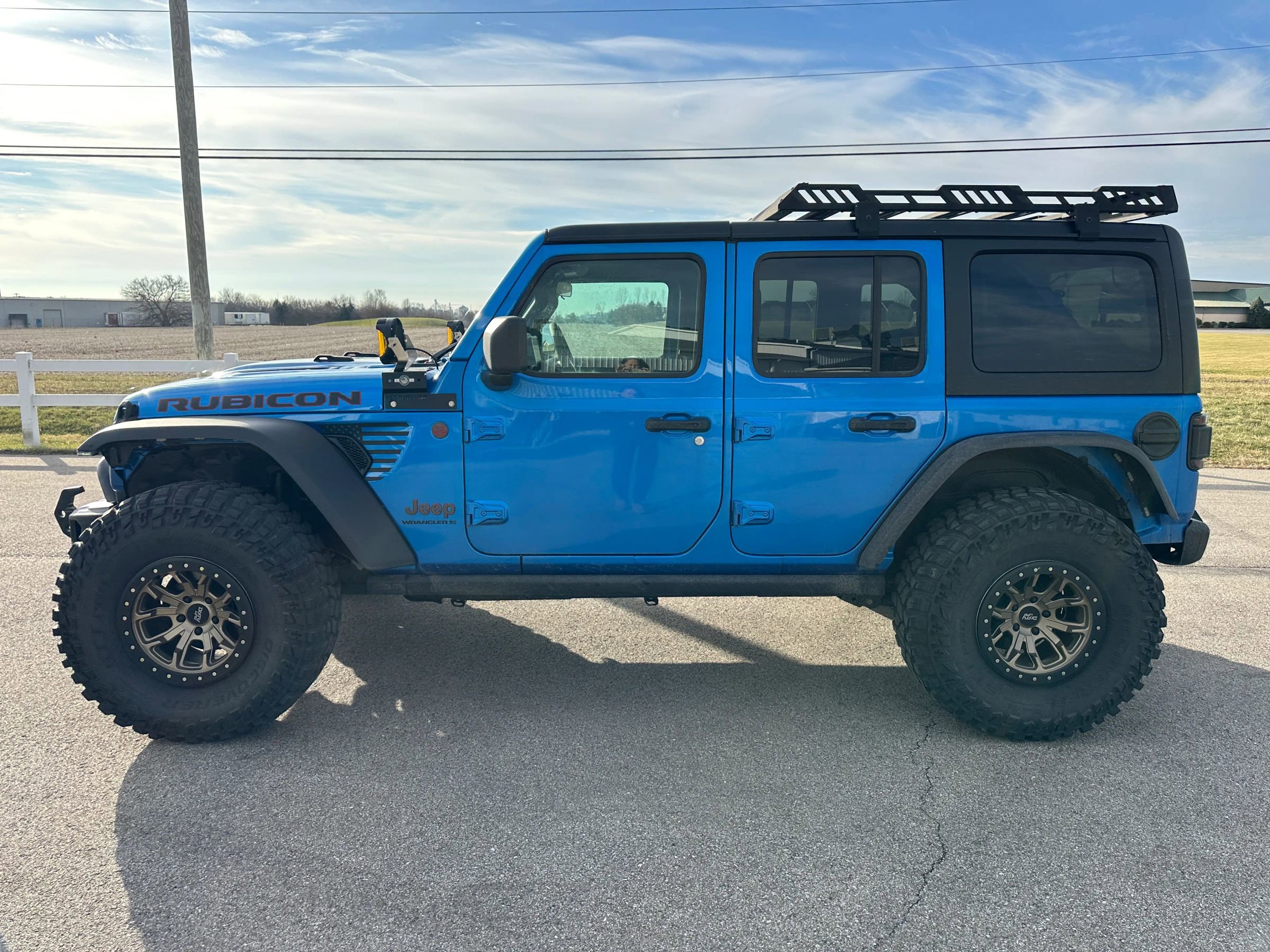 Used 2024 Jeep Wrangler Unlimited Rubicon w/ Dual Top Group image 1