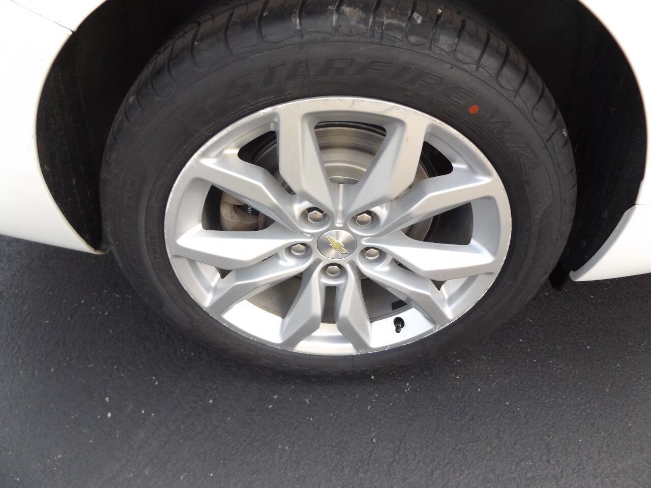 Used 2017 Chevrolet Impala LT image 30