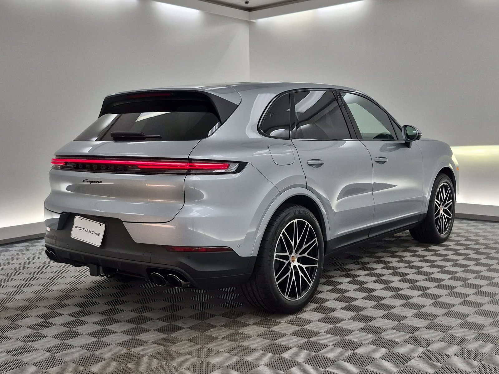 New 2026 Porsche Cayenne AWD/4WD image 6