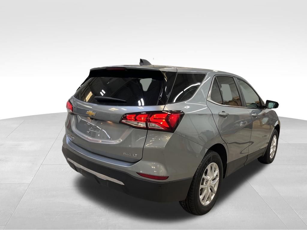 Used 2024 Chevrolet Equinox LT AWD/4WD image 5