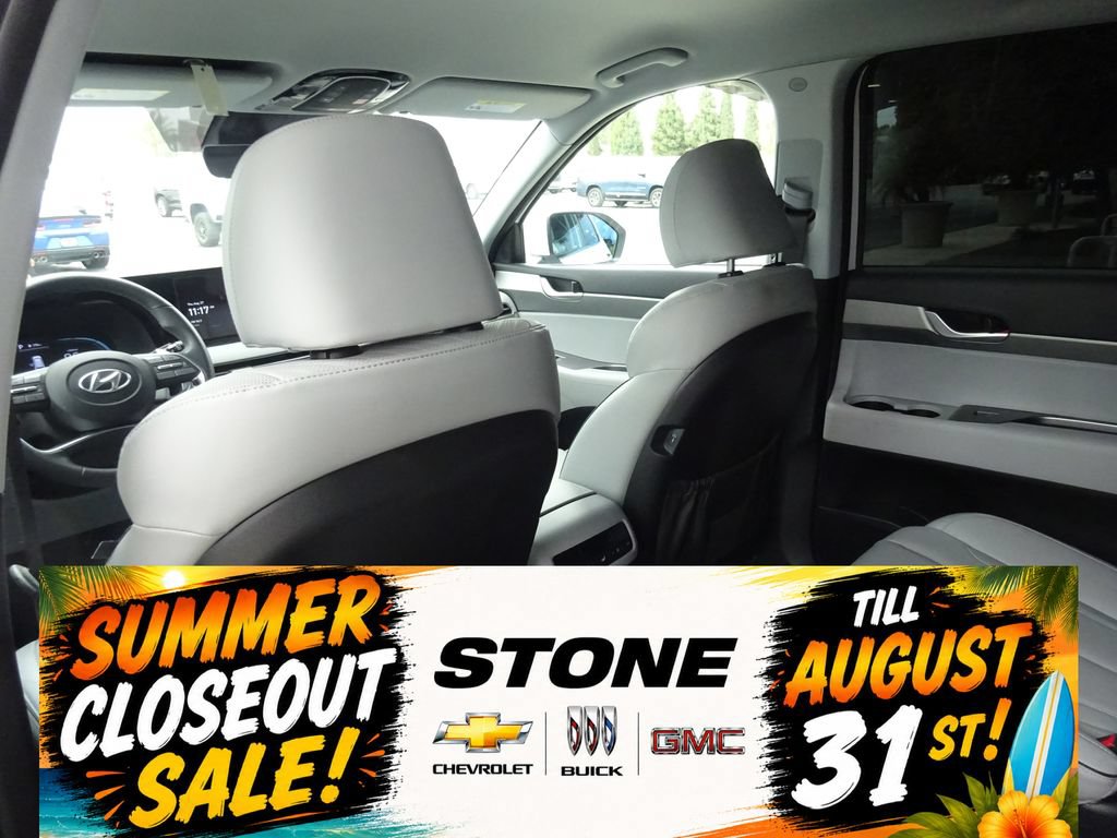 Used 2025 Hyundai Palisade SEL FWD image 18