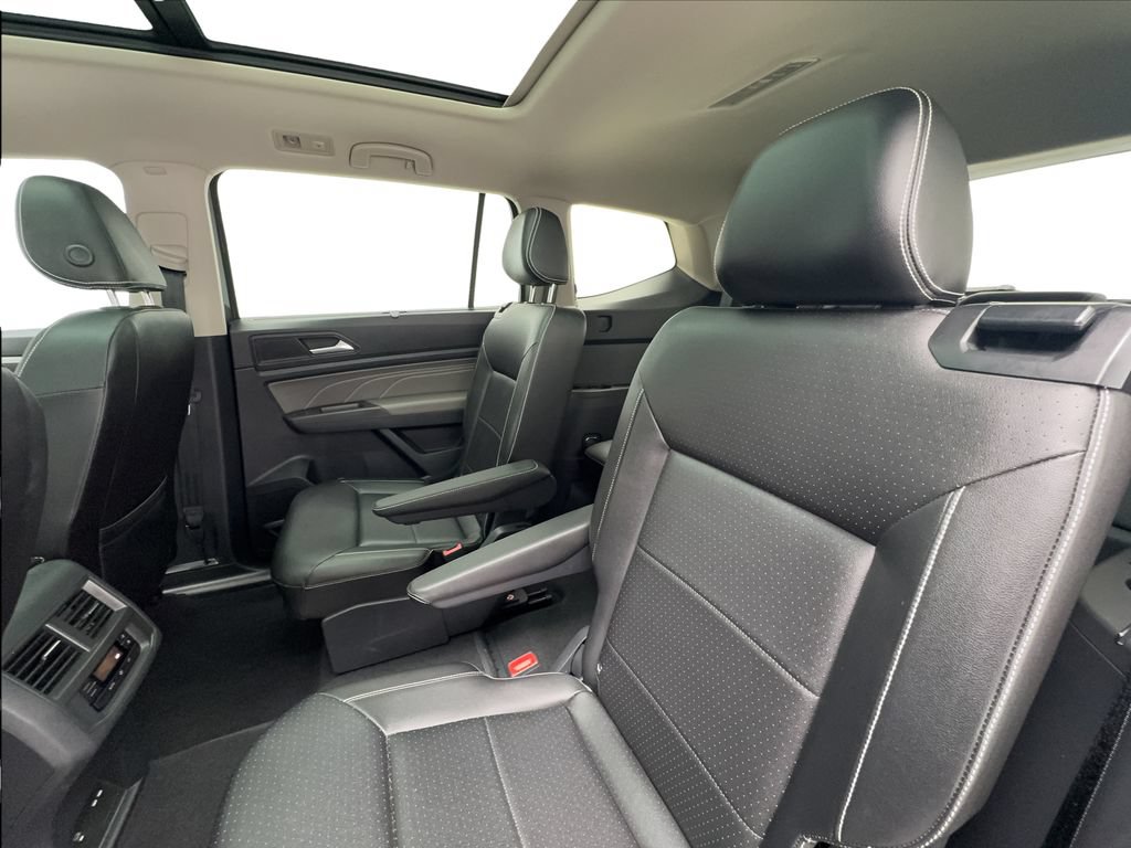 Used 2023 Volkswagen Atlas SE w/ Panoramic Sunroof Package FWD image 27