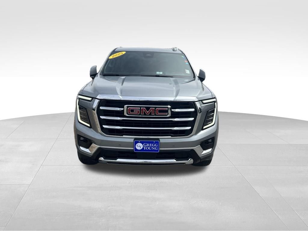 Used 2025 GMC Yukon XL Elevation image 10