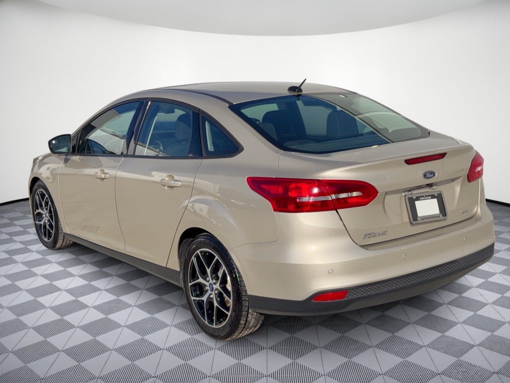 Used 2018 Ford Focus SEL FWD image 3