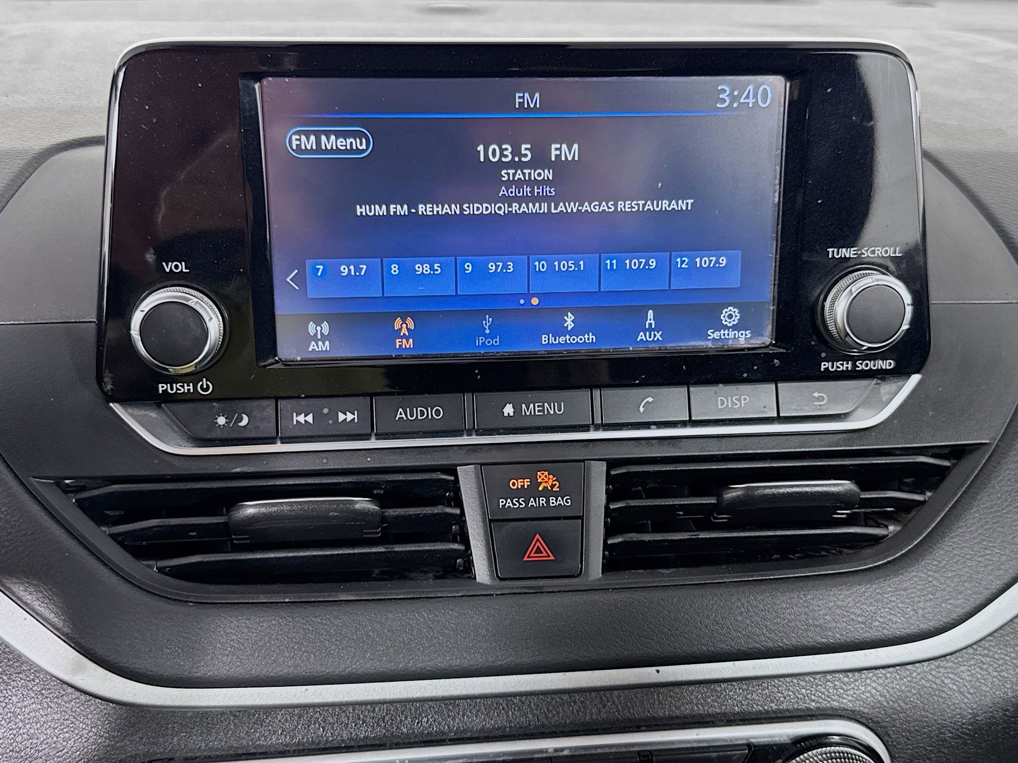 Used 2024 Nissan Altima 2.5 S FWD image 17