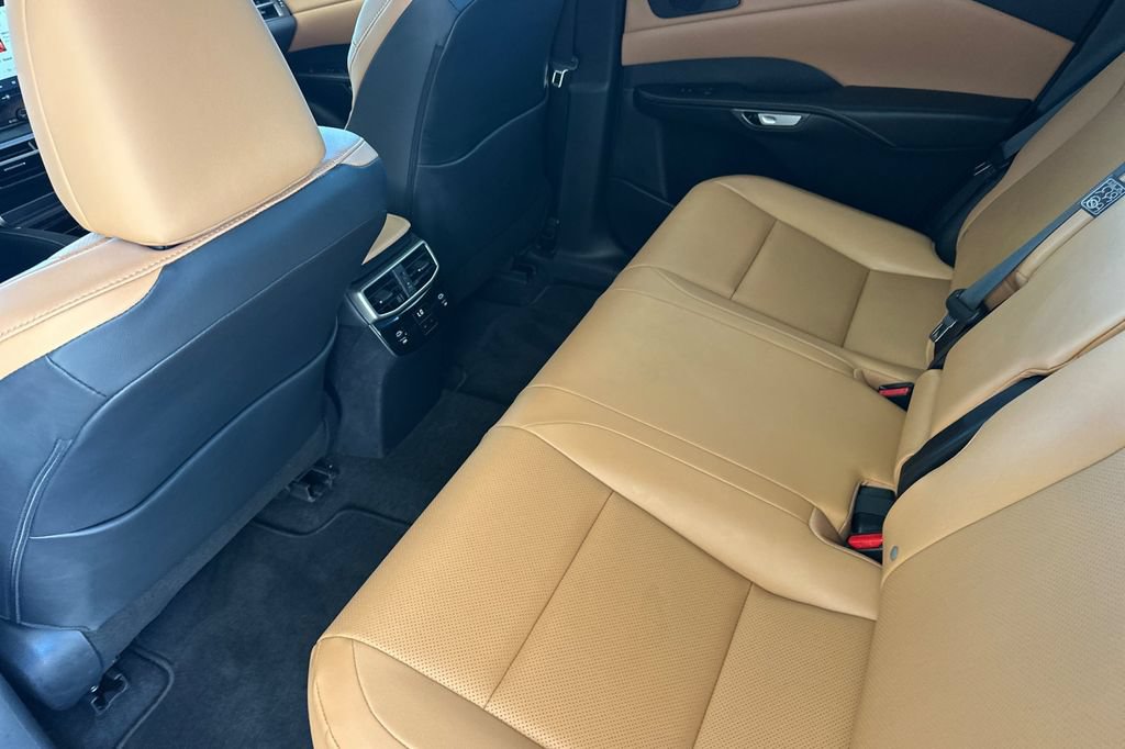 Used 2026 Lexus RX 350 AWD w/ Accessory Package (Z1) image 13