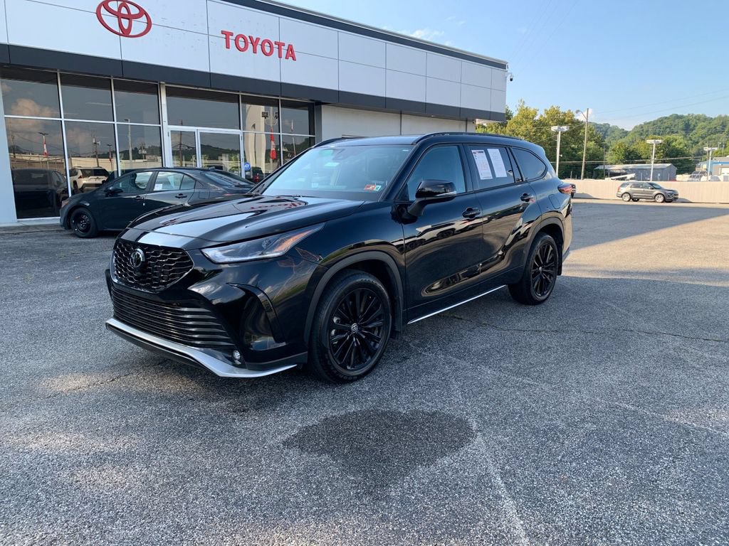 Used 2026 Toyota Highlander XSE AWD/4WD video 1