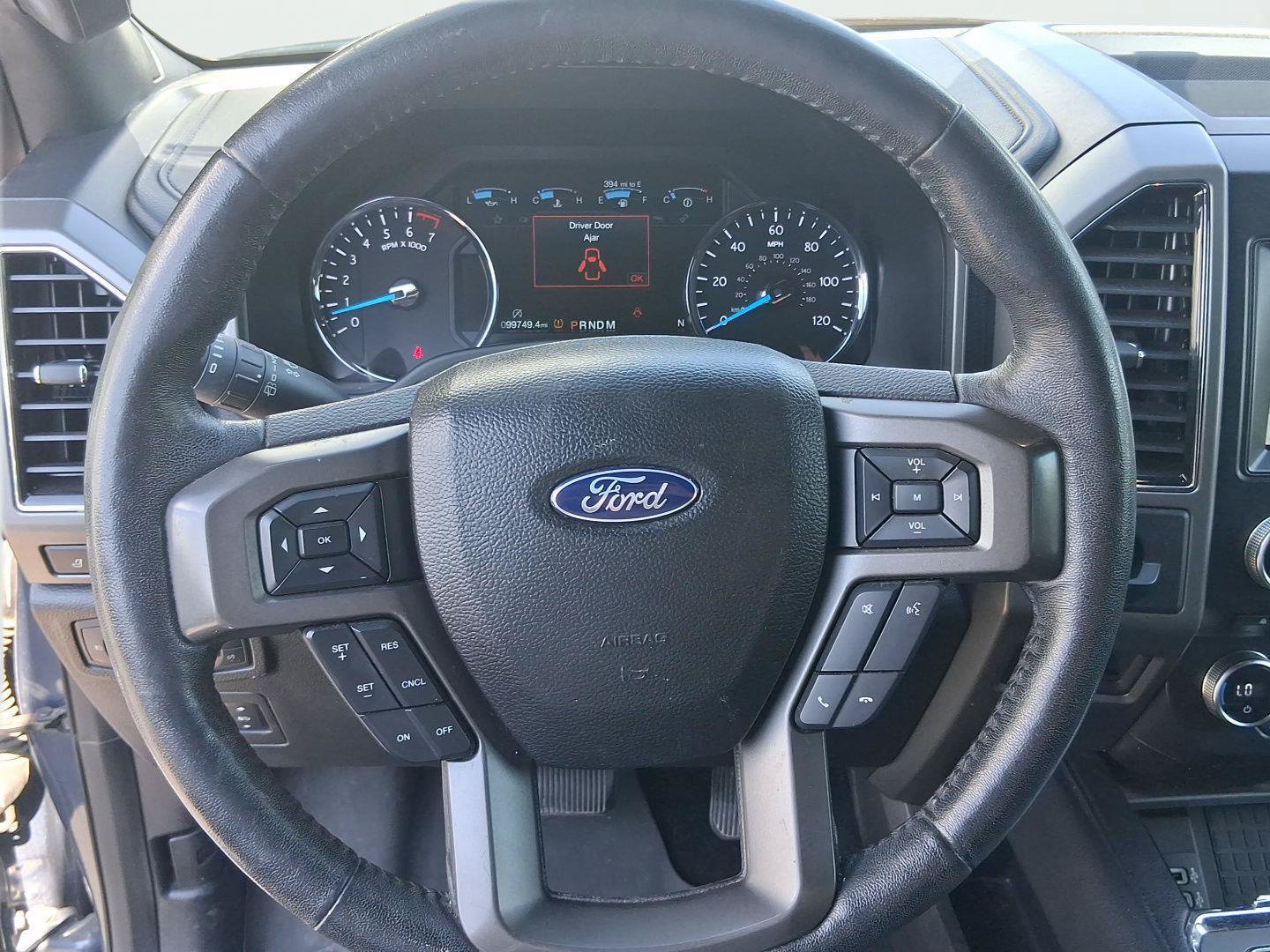 Used 2018 Ford Expedition Max XLT w/ Equipment Group 202A RWD image 16