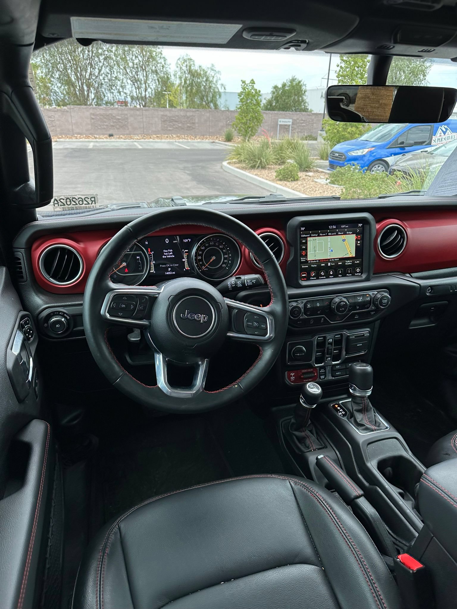 Used 2023 Jeep Wrangler Unlimited Rubicon w/ Cold Weather Group AWD/4WD image 14
