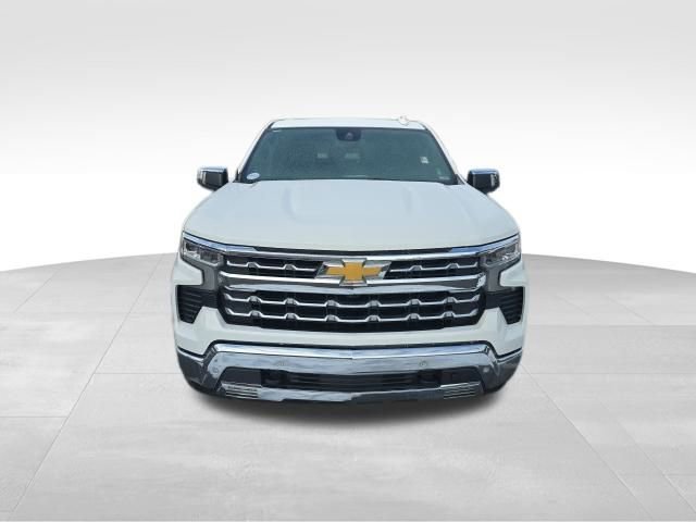 Used 2022 Chevrolet Silverado 1500 LTZ w/ LTZ Premium Package image 11