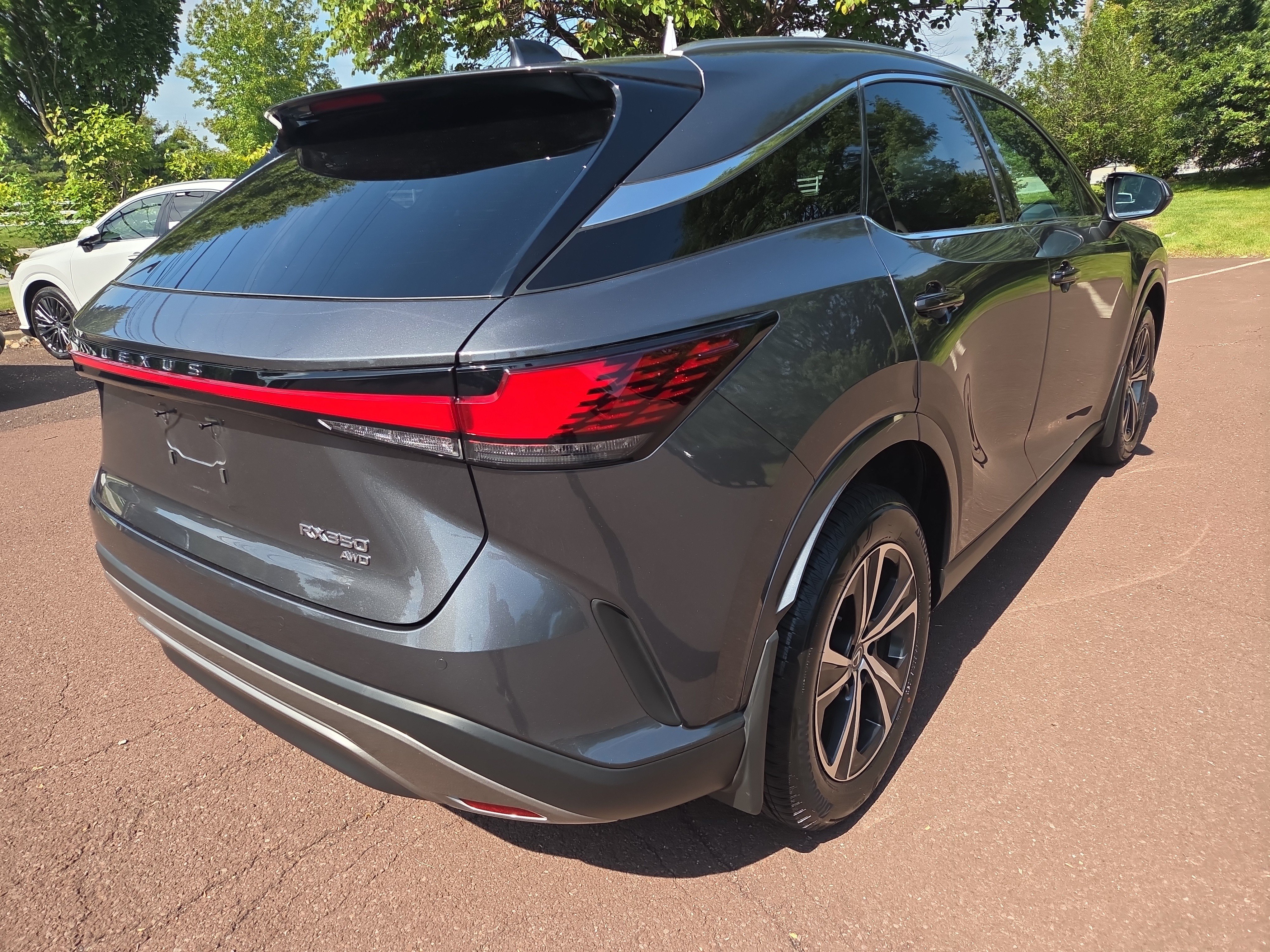 Certified 2024 Lexus RX 350 Premium w/ Convenience Package AWD/4WD image 3