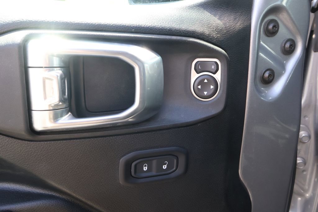 Used 2021 Jeep Gladiator Sport AWD/4WD image 15