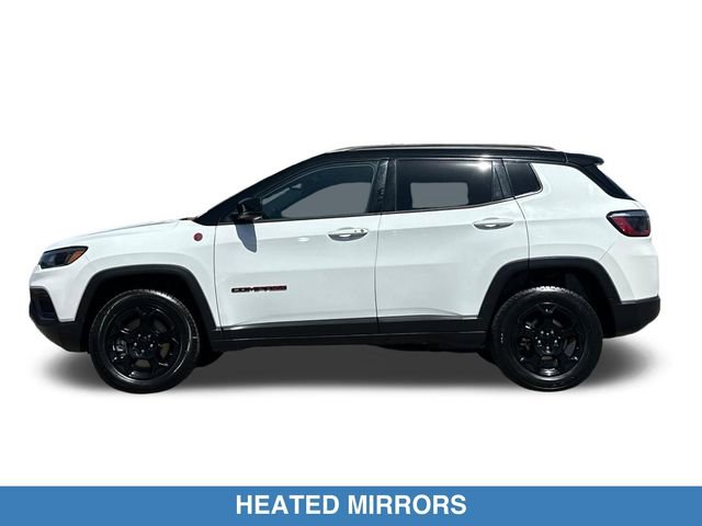 Used 2024 Jeep Compass Trailhawk AWD/4WD image 9