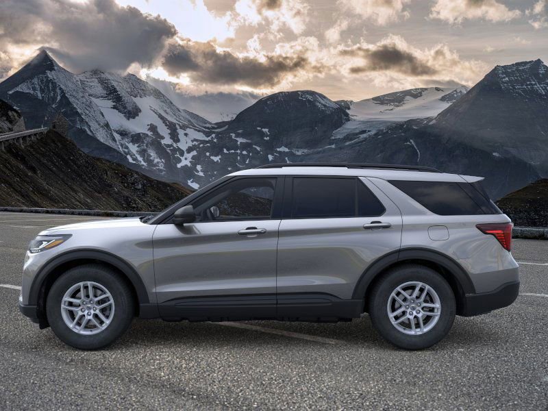 New 2026 Ford Explorer Active image 4