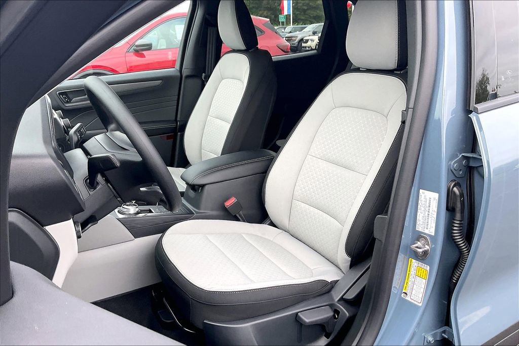 New 2026 Ford Escape Active image 9