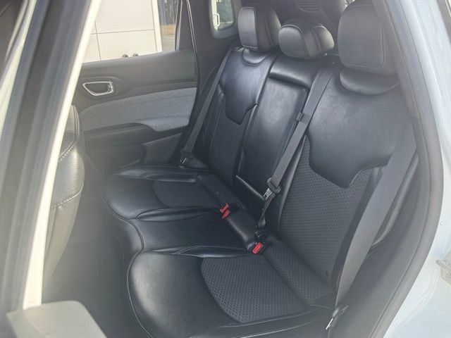 Used 2023 Jeep Compass Latitude image 37