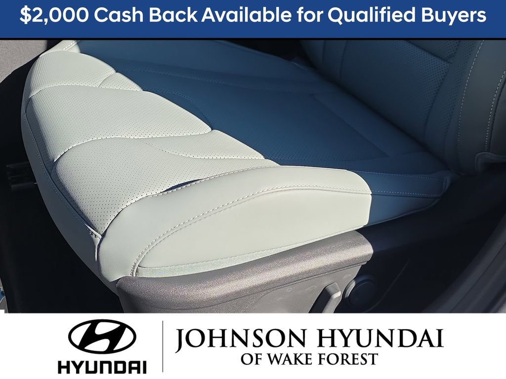 New 2026 Hyundai Elantra Limited image 39