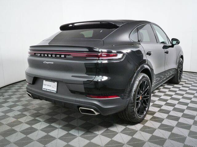 New 2026 Porsche Cayenne Coupe AWD/4WD image 30