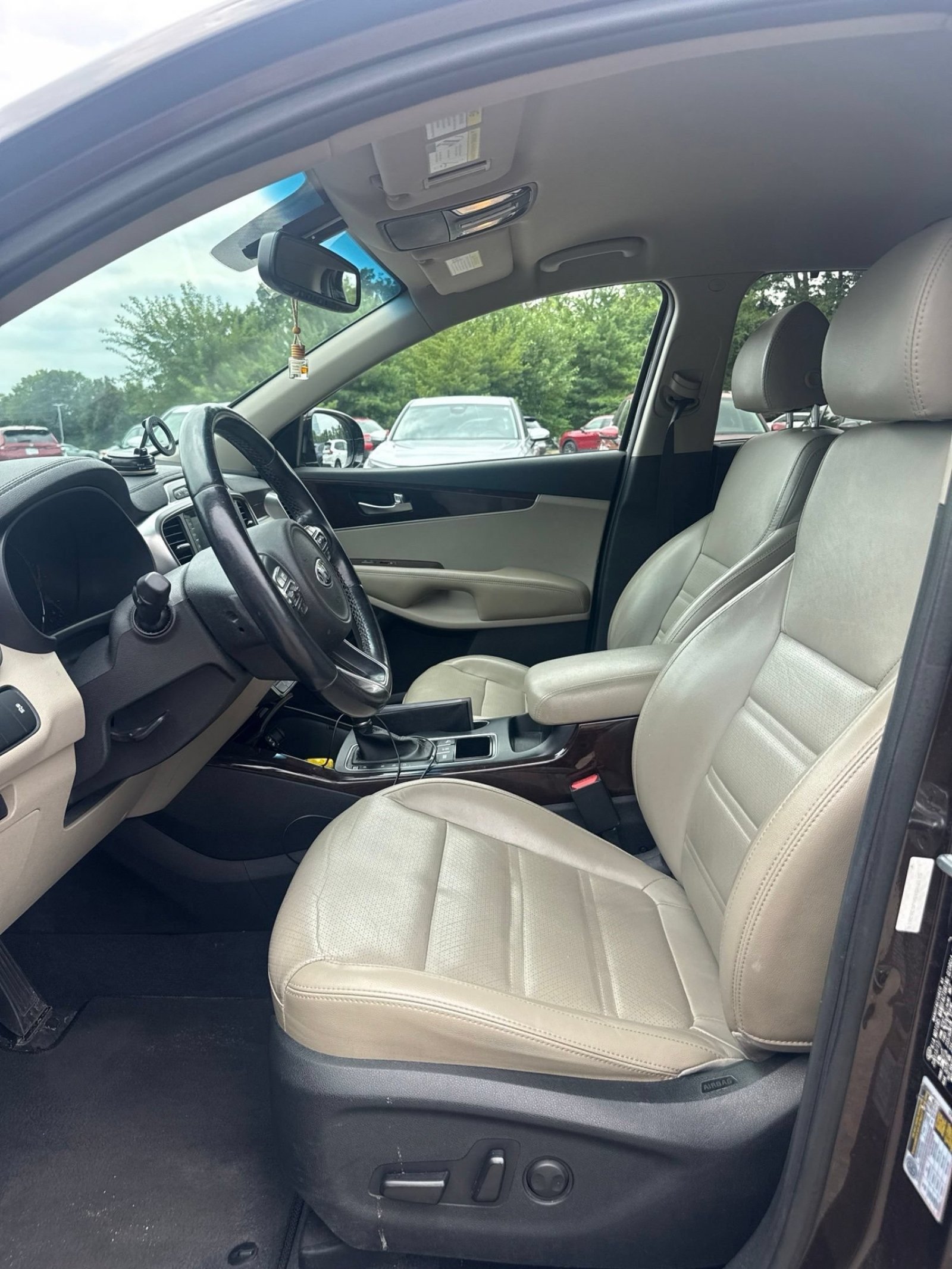 Used 2018 Kia Sorento EX AWD/4WD image 11