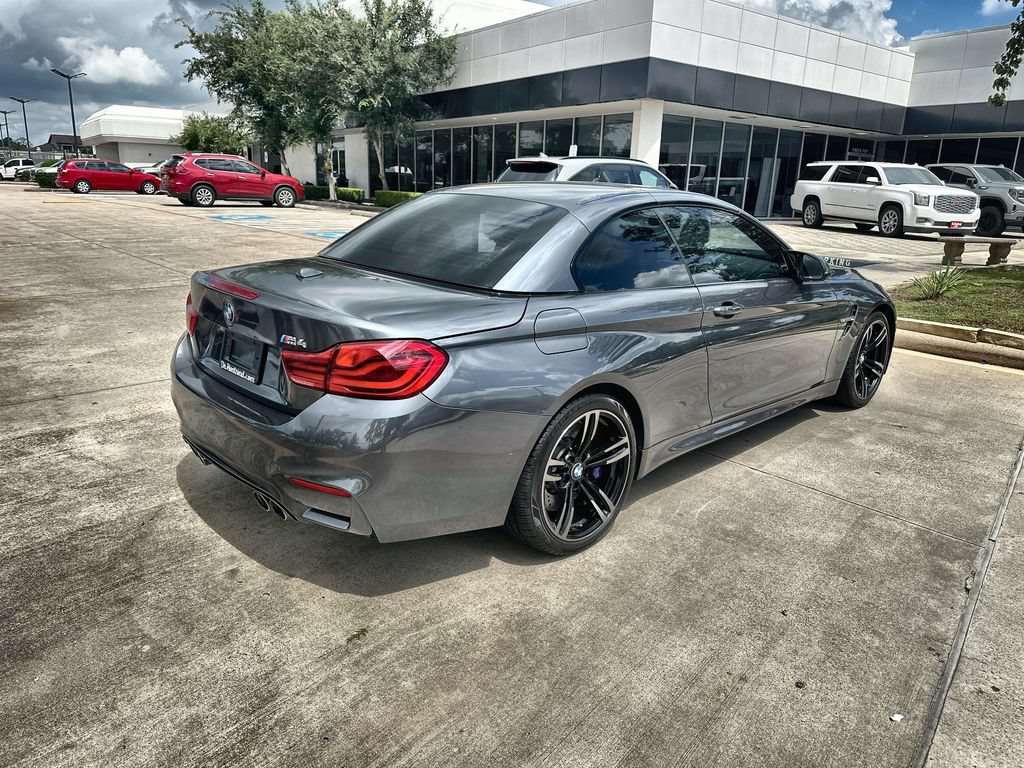Used 2018 BMW M4 Convertible RWD image 11