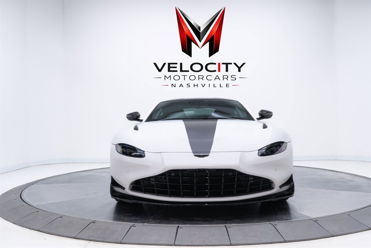 Used 2023 Aston Martin V8 Vantage Coupe image 3